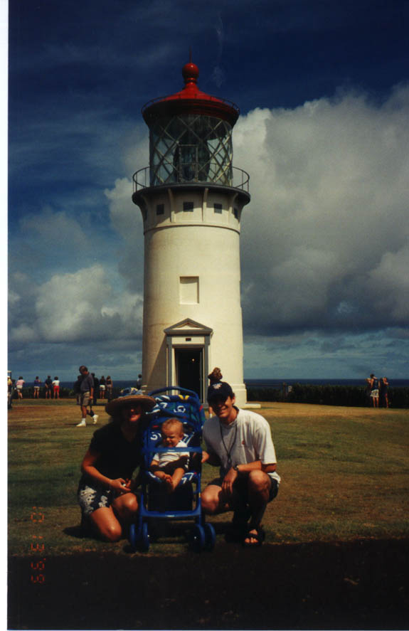 Family_At_Lighthouse_Kauii_10-13-99
