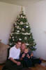Family_With_Christmas_Tree_99_2