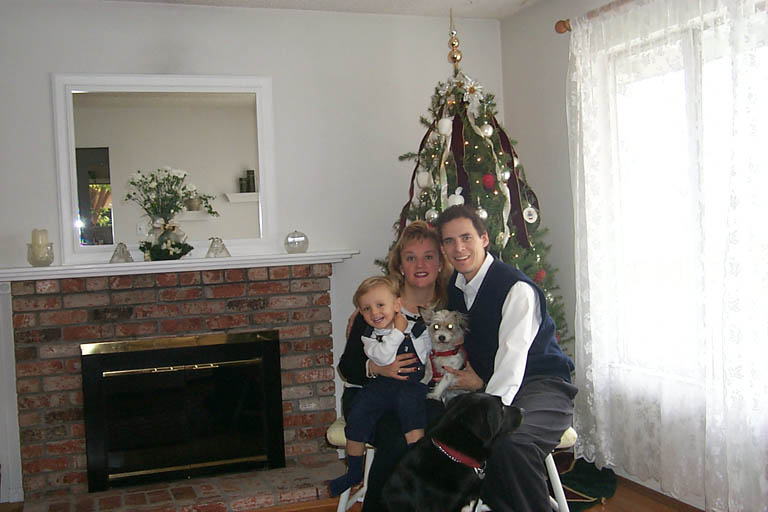 Family_Christmas_1_12-09-00