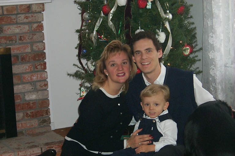 Family_Christmas_5_12-09-00