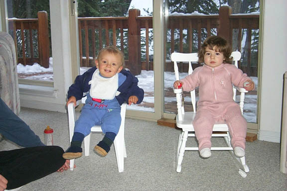 Asten_Julia_Sitting_Thanksgiving_99_3
