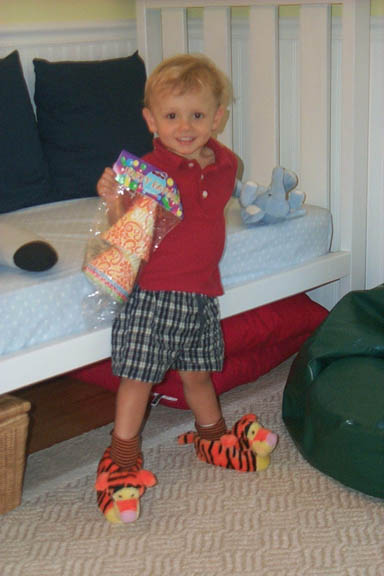 Astens_Tigger_Slippers_09-07-00