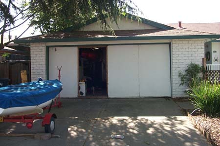 2000-05-26_Garage_Door_Demolition_1