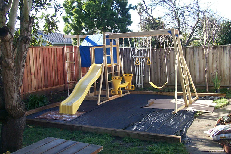 2001-1-28_Swing_Set_3
