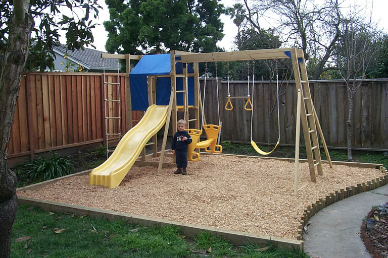 2001-2-20_Swing_Set_4